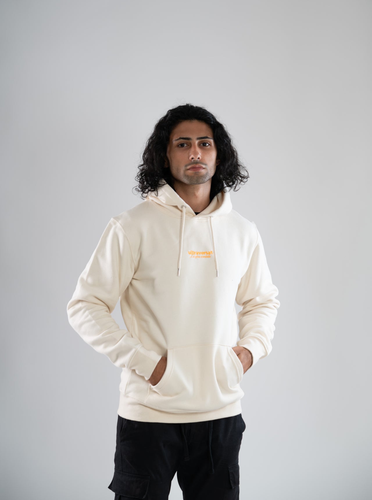 Le sweatshirt Brodé "La pièce essentielle"