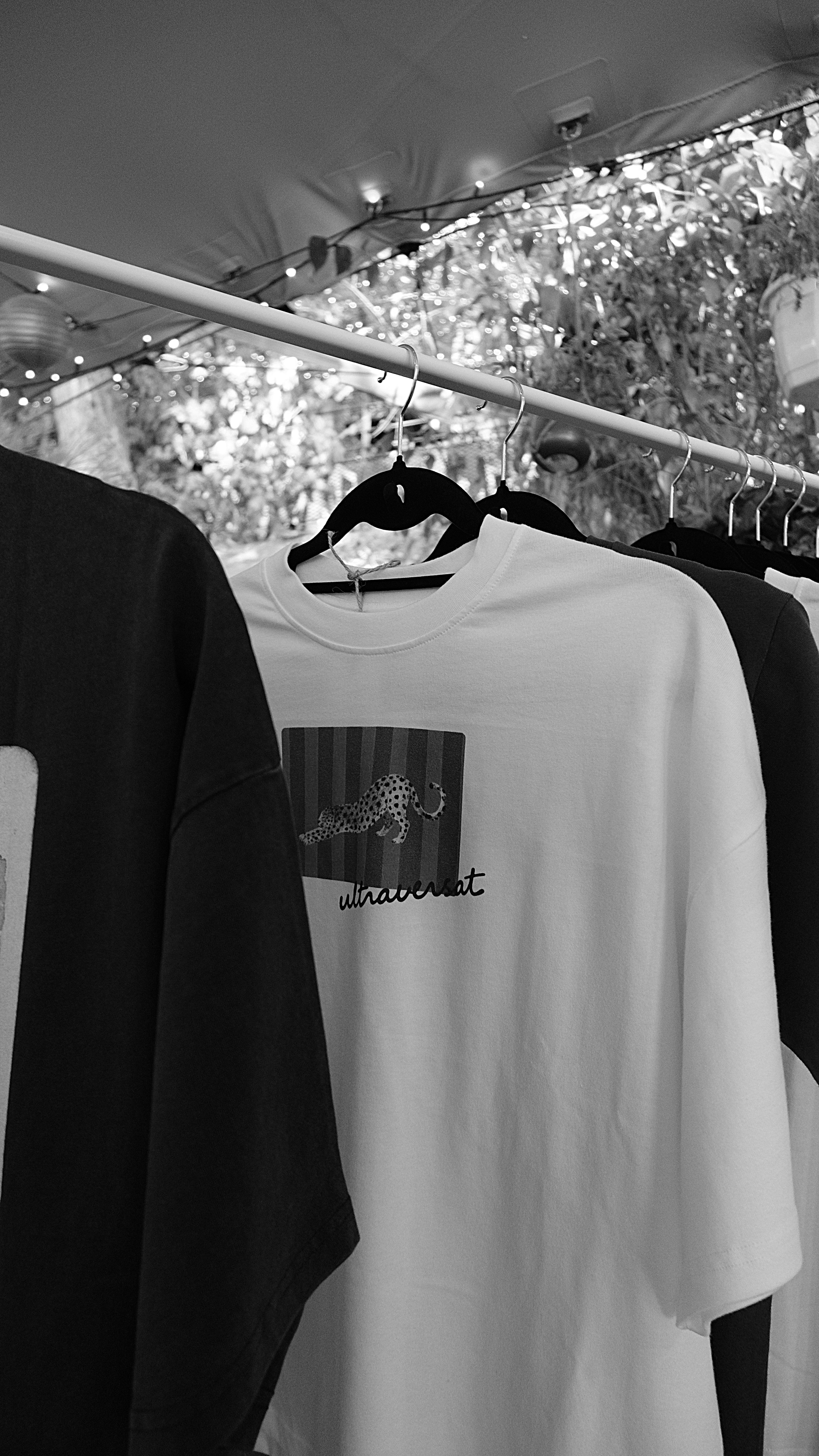 Boxy White T-shirt - "Dolce Ghepardo"-3