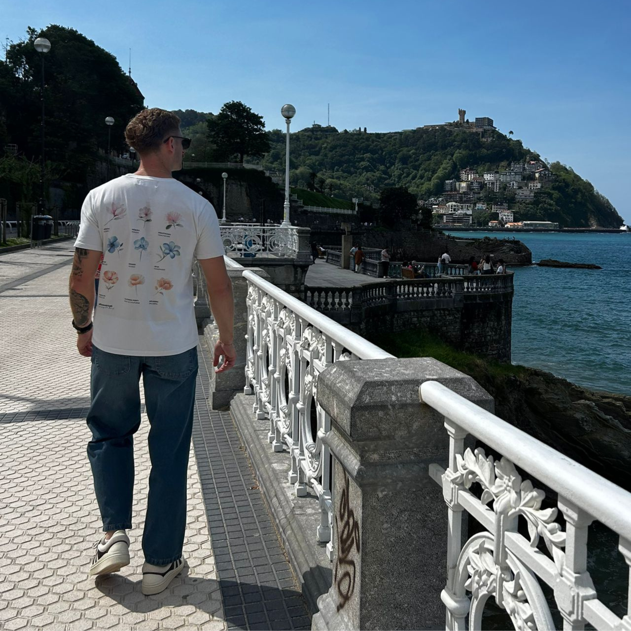T-shirt white vintage - "Le Passeport Floral"-5